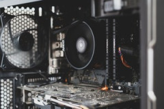 パソコン初心者なんやがメモリとCPUの違いがわからないんやがｗｗｗ