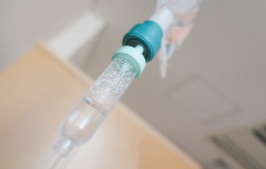 ワイ「大腸に腫瘍が見つかったんだ…」父親「癌？癌だよな……？」⇒！