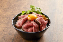 い ち ば ん ガ ッ カ リ す る 丼 モ ノ