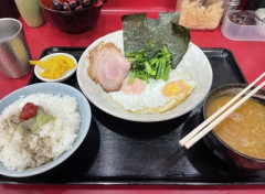 ラーメン界隈、なぜか『麺抜き』が流行へwwwwwwwww