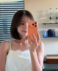 【画像】サッカー日本代表・佐野海舟の妻・木下桜が美しい！　宮古島での姿が話題「世界一可愛い」「はぁかわいっ」