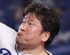 【衝撃】佐藤二朗さん、わずか3投稿で3億3000万表示まで膨らんでしまう