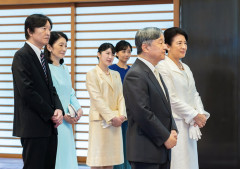 男女平等はともかく女系天皇はダメだろ