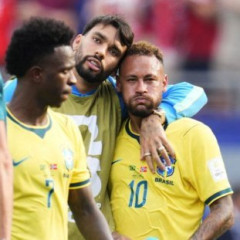 【悲報】ブラジル代表さん、1人以外母国に帰らず逃走w w w w w w w w w w w w w w w