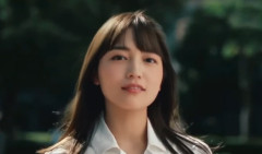 女優の 川口春奈(31)、サッカー日本代表の板倉滉(29)と熱愛 「川口さんはオランダまで会いに」