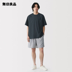 無印良品にTシャツを買いに行こうと思う、ユニクロと比べてどうなの?