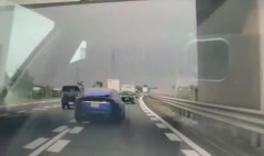 テスラ乗り、高速道路をサーキットと勘違いして大事故を誘発してしまう