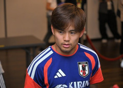 久保建英(25)「4年後に今のメンバーを超えてそうな若手がいない。4歳年取った同じメンバーになるだろう