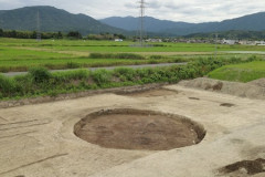 【滋賀】安曇川で邪馬台国時代の鍛冶工房跡、日本海と琵琶湖つなぐ金属器生産拠点か…「オルドス式銅剣」出土の上御殿遺跡