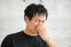 男友達「お前生乾き臭くね？w」←においくらいで女々しすぎやろ💢