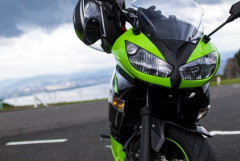 ワイ、フルカウルかネイキッドかで悩んだ末になぜか『PCX』を買ってしまうｗｗｗｗ