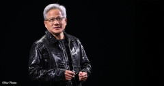 【速報】エヌビディアCEO「日本は国産AIを開発するべき、国家の頭脳を外資に頼ってはいけない」