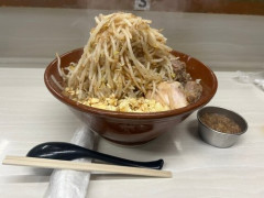 【悲報】「歴史を刻め」「夢を語れ」←この系列のラーメン屋