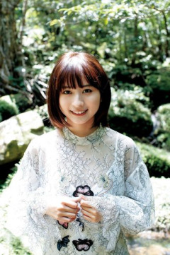 【画像あり】「中国のガッキー」ことロン・モンロウ(栗子)の初グラビアwwwwwwww