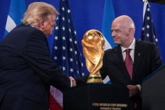 【動画】トランプおやびん、FIFA閉会式入場で大ブーイング