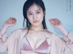 【画像】AKB系アイドル、めちゃめちゃ脱がされてしまうwwww【画像あり】