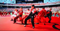 ワールドカップ決勝のハーフタイムショーに批判殺到！「悪夢のような光景」