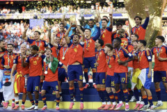 【動画】無敵艦隊スペインW杯制覇！ 延長戦で勝利 38戦無敗の世界新！！ メッシ無念の準優勝