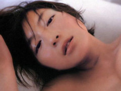 【朗報】最新の広末涼子(46)、生足がセッ■スすぎて許されるwwwww
