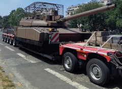 対ドローンネットを装備したルクレールXLR戦車…フランス革命記念日パレードで目撃！