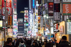 【困惑】立ちんぼを無断撮影して晒すYoutuber、どこまで許される?