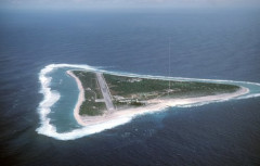 【朗報】南鳥島沖の泥から重レアアース確認、日本は資源国家になれるのか