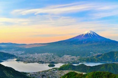 【物議】84歳で富士登山に挑戦した末路…九合目でリタイア、息子と2人で下山中に標高2800mで完全に詰む