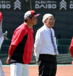 広島カープ、迷路にはまり込み苦悩【白球つれづれ】