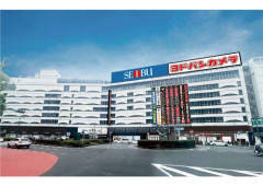 【困惑】「逃げんな」と詰め寄り…脱糞騒動が話題のヨドバシ池袋店内で“犯人探し”するYouTuberの動画が波紋
