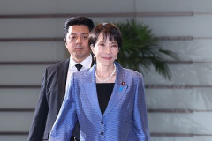 【悲報】おサナの激務日記、海外にバレるｗｗｗｗｗｗ