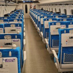海外「日本との差がヤバ過ぎる(笑)」 日本の電車のクーラーにフランス人が大感激してしまう