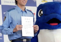 サッカー日本代表MF 中村敬斗、警察官の制服で登場「かっこいいー！」ファン５０００人が大歓声 Ｗ杯の活躍振り返る
