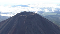 息子と富士登山のスイス人男性が死亡…体調悪化し山小屋で助け求める　AEDで呼吸戻るも急変