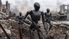 ウクライナが米企業の自律人型ロボット兵士「Phantom」テスト…2027年までに試験投入か！