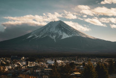 富士山の山小屋、ボッタクリすぎて海外観光客ブチギレ