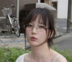 【画像】最新の本田翼さん、明らかに胸を失う