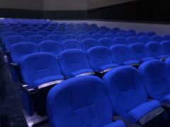 夏は話題の映画多いけど何見る？