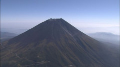 富士山1合目から登頂目指し…2合目で歩けなくなり野宿  練馬区の 75歳男性救助される