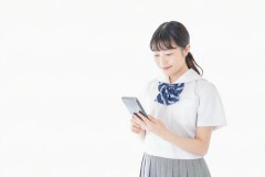 【戦慄】50代の男、女子中学生に『恐ろしい事』をしてしまう・・・・・・