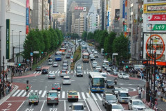 【悲報】通勤車で片道50分ワイ、生きるのが辛くなってきた