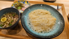 最近流行りの昆布水つけ麺、あれかなり美味いよな