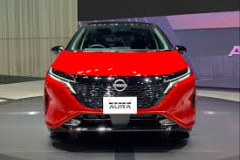 【悲報】ワイ手取り22万、300万円の新車すら買えない