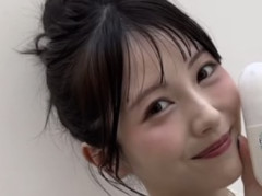 【画像】浜辺美波、Instagramで汗だくムチムチボディwwwww