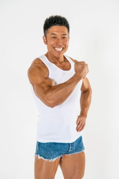 【悲報】10年前中山「パワーーー！」世間「は？おんもな」現在中山「ヤーーー！！」世間「ギャハハハｗｗｗ」