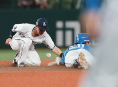 【日本ハム】吉田賢吾、汚名返上の3安打！前夜のミスをバットで取り返す