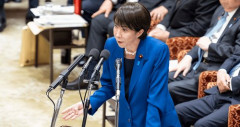 【悲報】高市さん、国会答弁の原稿に大量のアンダーラインとスラッシュを引いて家で練習ｗｗｗｗｗｗｗｗｗｗ