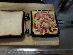 ホットサンドメーカー買ったぞ