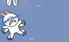 泣き顔のスタンプばかり送ってくる友達が気になってる。何か話があるのだろうか？