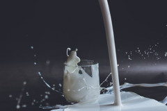 給食の飲み物が牛乳ってクソだったよな