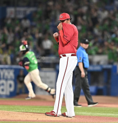 カープ菊地ハルン〝痛恨〟内山にサヨナラ弾被弾。アドゥワ5回1失点！坂倉連続タイムリー！名原猛打賞！ファビ1打点！延長12回死闘も劇的敗戦【広島3-5xヤクルト/試合結果】